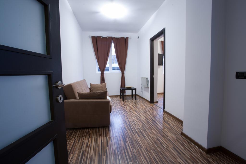 La Vila Maria Boekarest Buitenkant foto